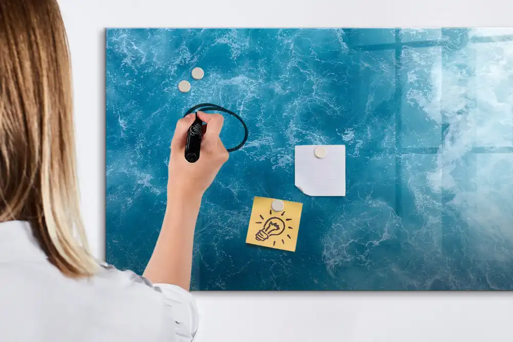 Tableau magnétique pour écriture à l'eau de mer profonde