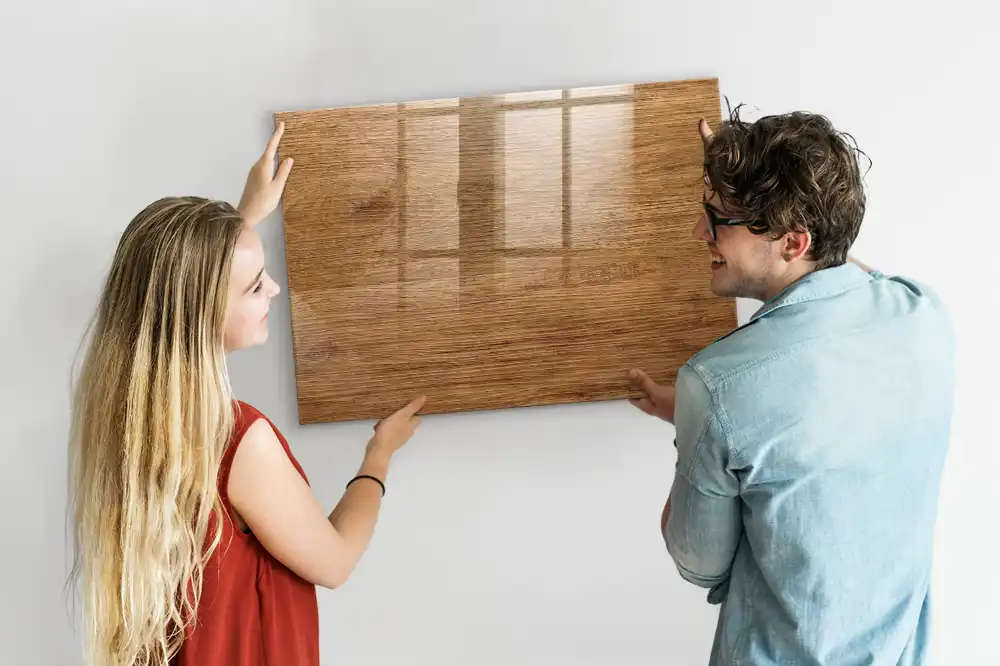Tableau à dessiner magnétique avec cadre en bois clair