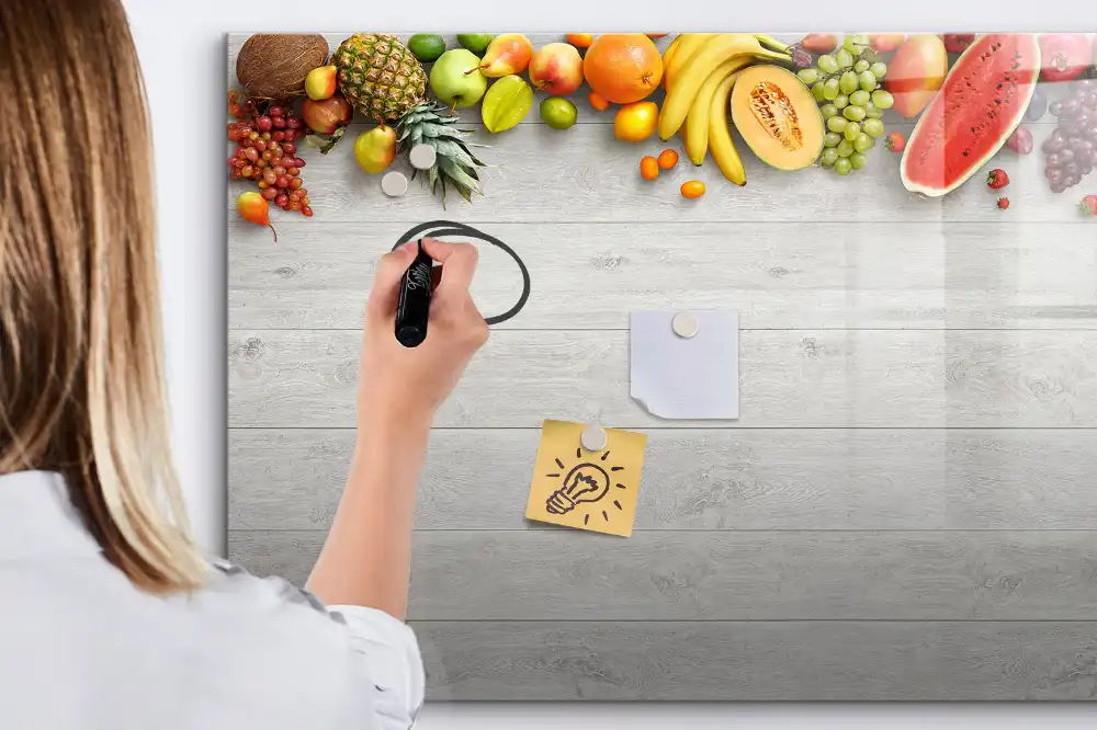 Tableau magnétique à dessiner motif fruits sur table
