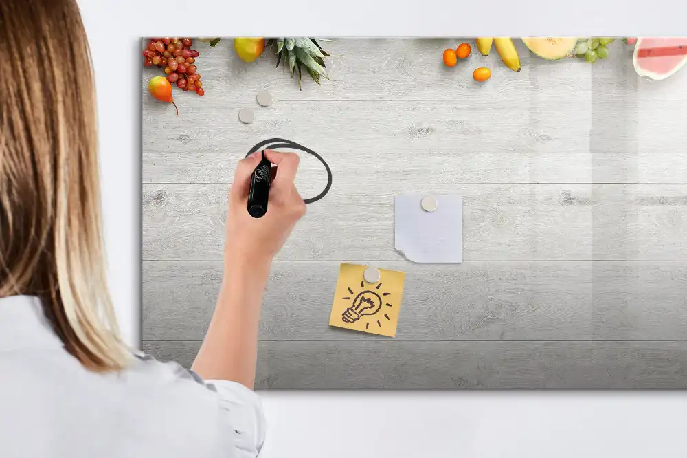 Tableau magnétique à dessiner motif fruits sur table