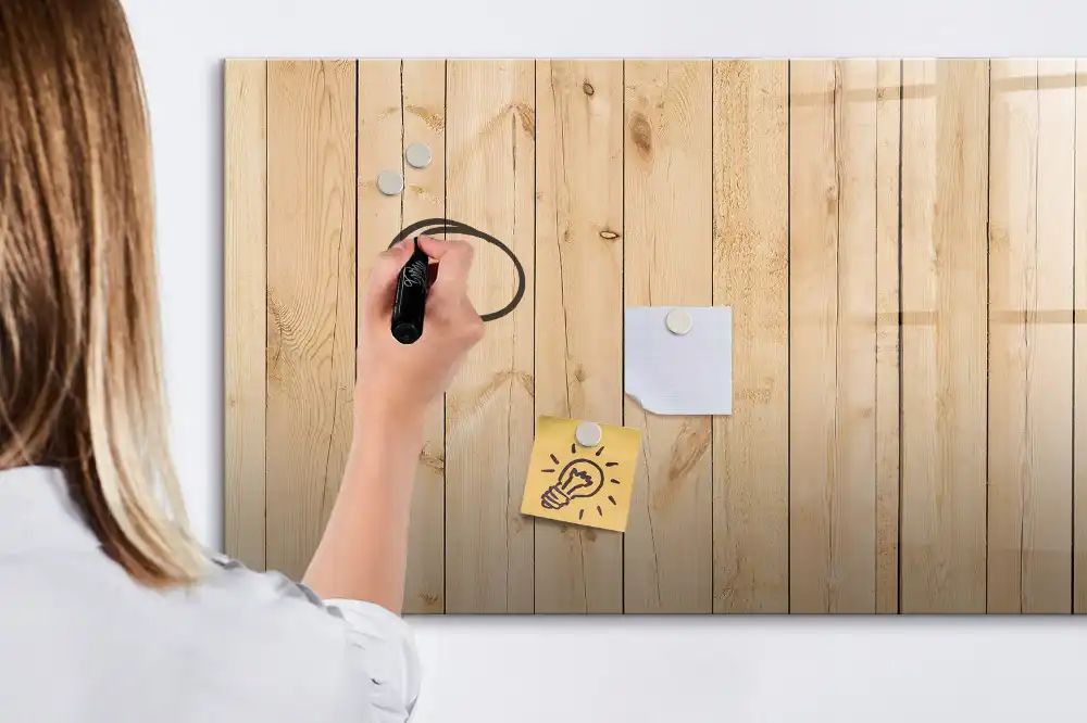 Tableau magnétique en bois robuste pour écriture
