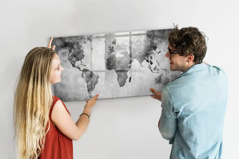 Tableau blanc magnétique effaçable à sec avec grille géographique mondiale
