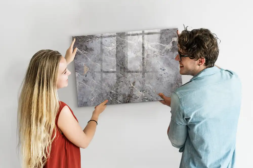 Tableau magnétique avec finition motif marbre pour écriture