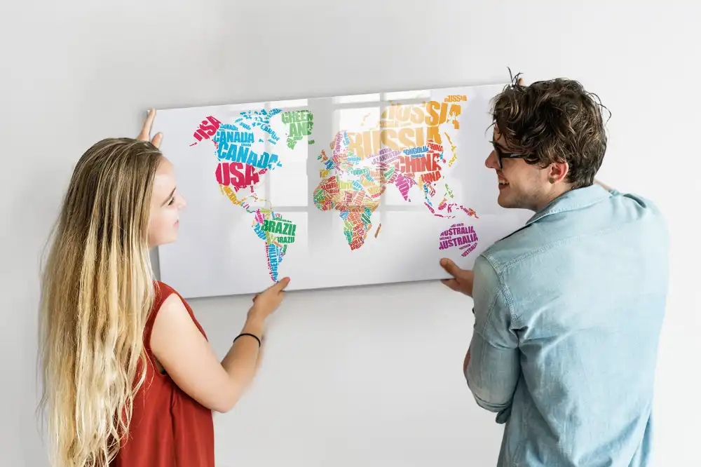 Tableau blanc magnétique effaçable à sec avec motifs de pays colorés