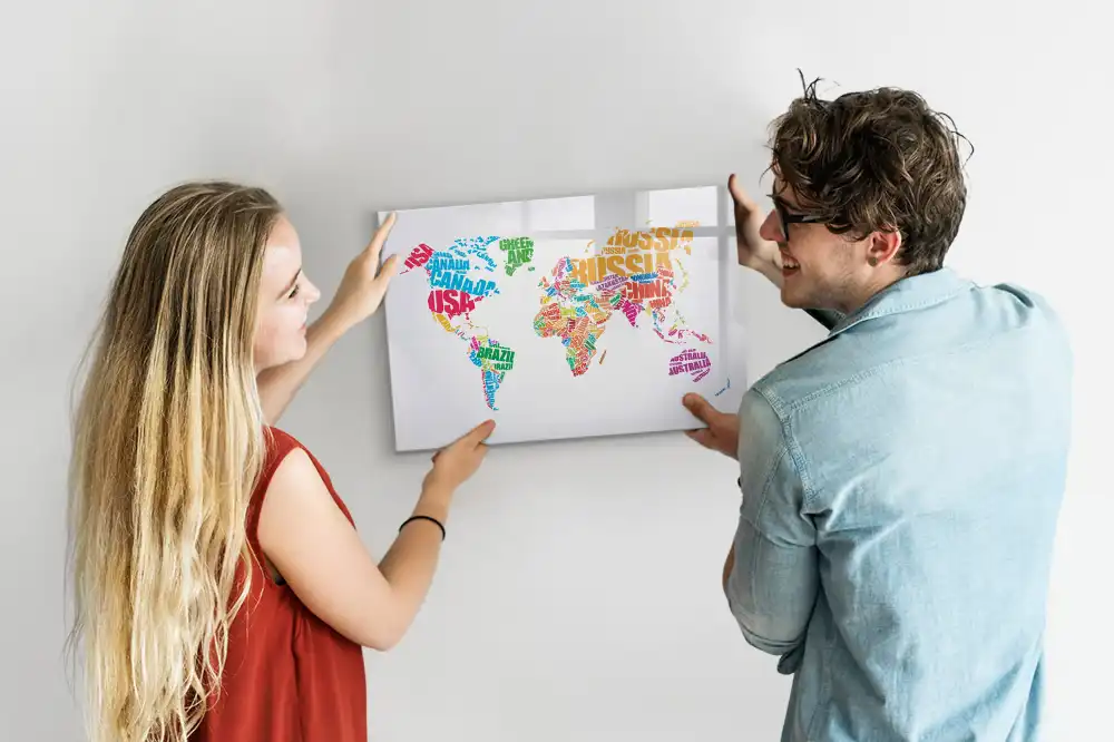 Tableau blanc magnétique effaçable à sec avec motifs de pays colorés