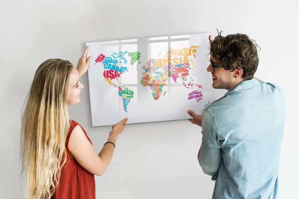 Tableau blanc magnétique effaçable à sec avec motifs de pays colorés