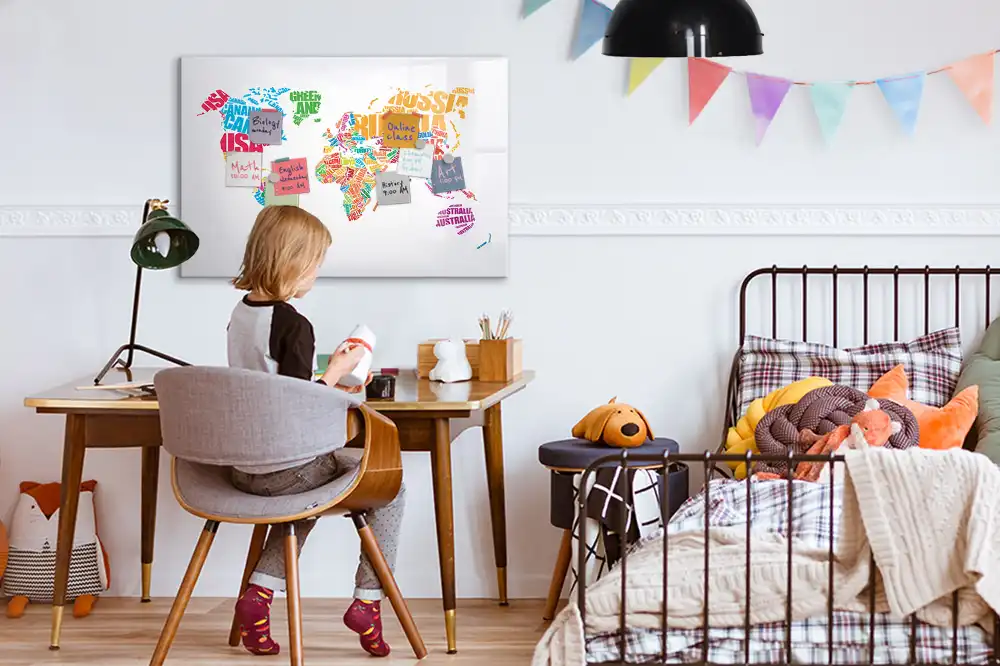 Tableau blanc magnétique effaçable à sec avec motifs de pays colorés