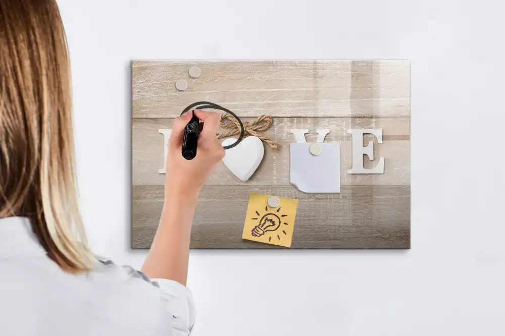 Tableau blanc magnétique effaçable à sec motif amour dans le cœur