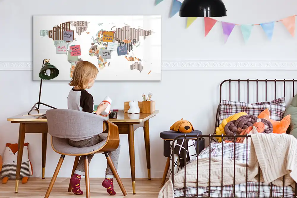 Tableau magnétique pour enfants avec inscriptions de pays colorées