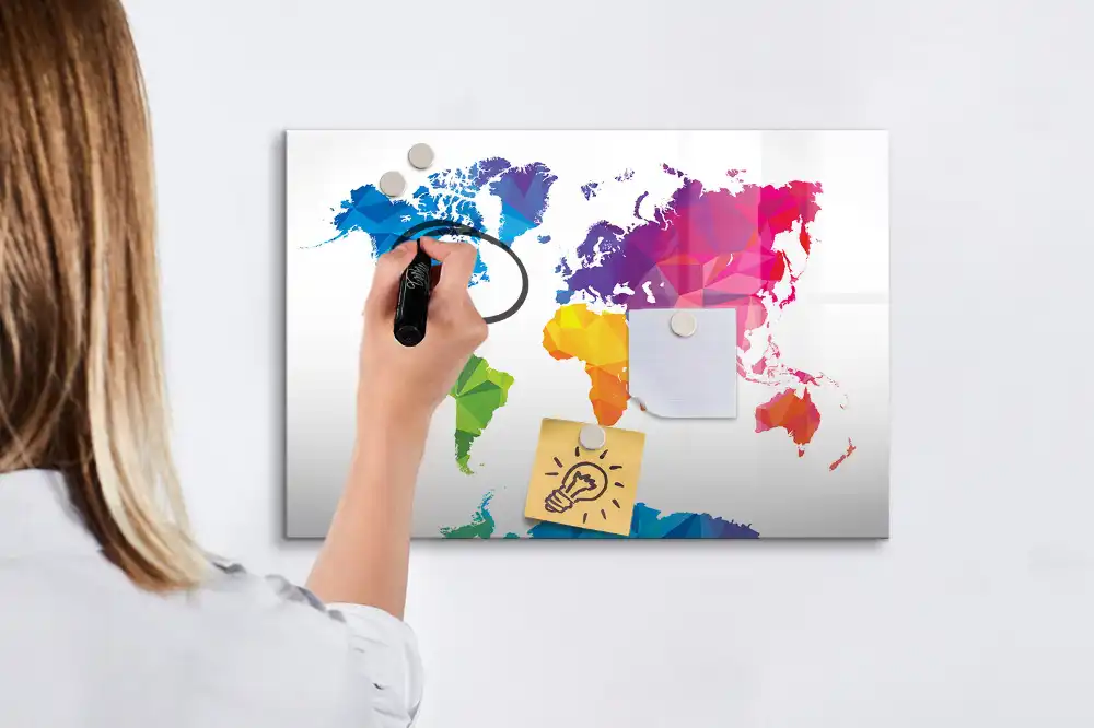 Tableau blanc magnétique effaçable à sec motif carte du monde abstraite
