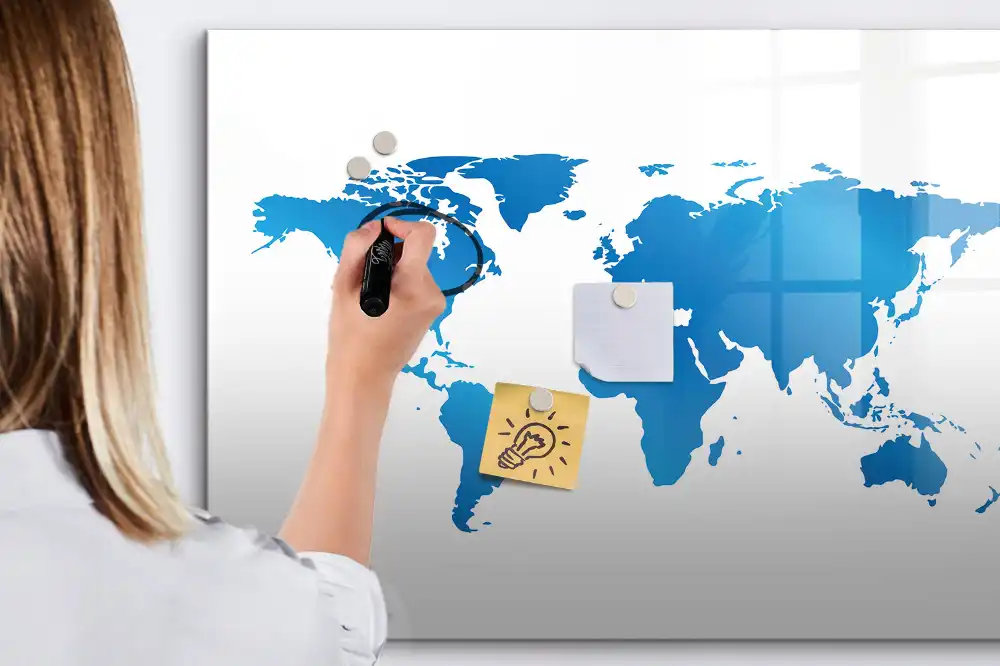 Tableau magnétique éducatif pour apprendre le contour des continents