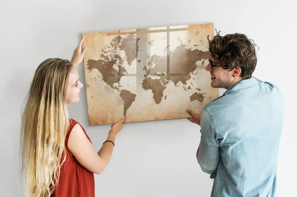 Tableau magnétique carte du monde illustrée pour enfants