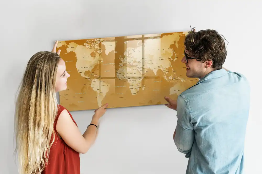Tableau blanc magnétique effaçable à sec avec carte du monde moderne