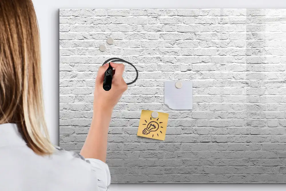 Tableau magnétique pour dessin motif mur de briques classique
