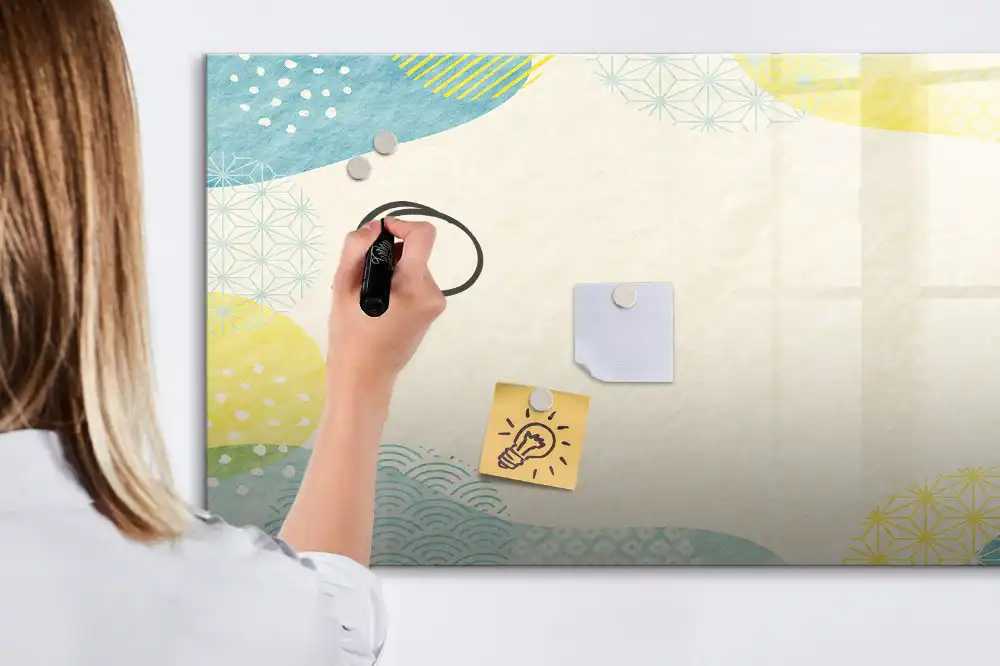Tableau magnétique à dessiner avec bordure à motifs graphiques