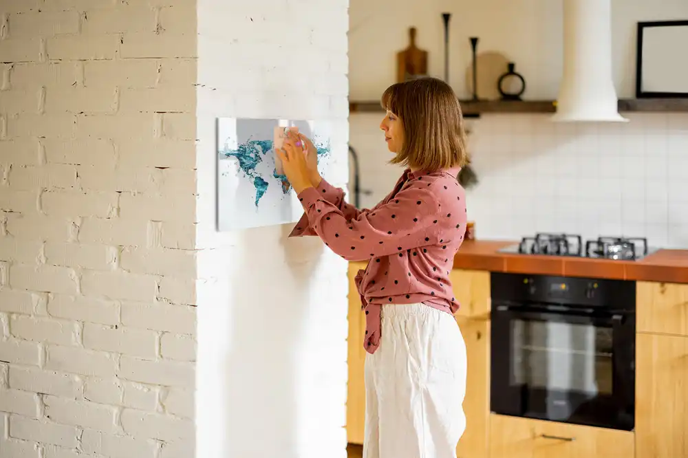 Tableau magnétique effaçable en forme de mappemonde