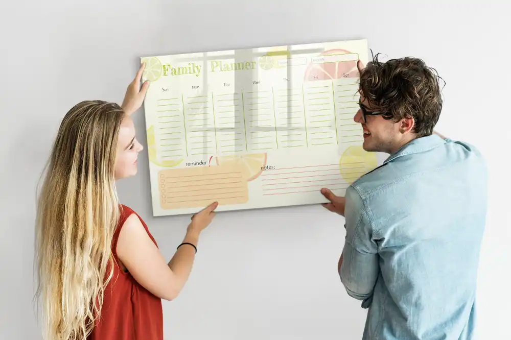 Tableau blanc magnétique effaçable à sec avec organisateur familial