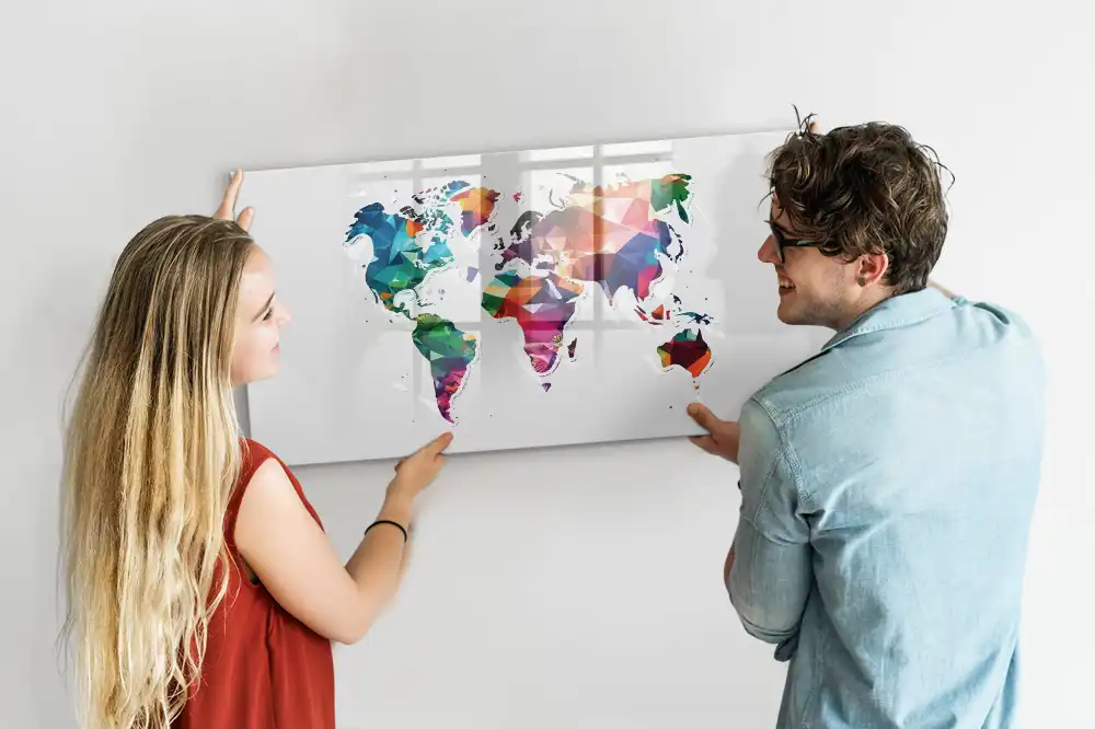 Tableau magnétique à dessiner avec grille géométrique en triangles