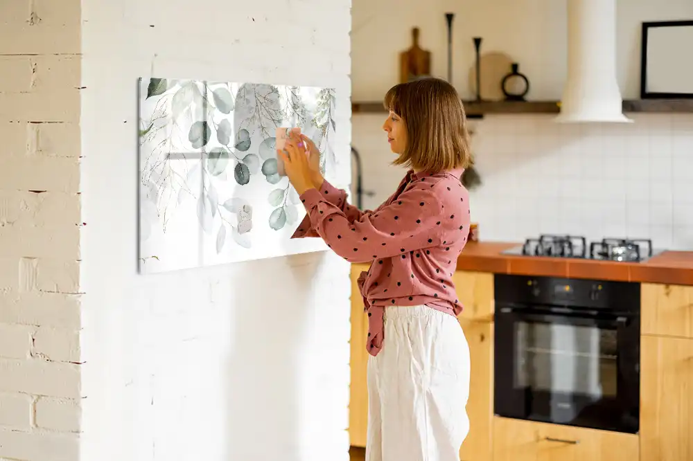 Tableau blanc magnétique effaçable à sec avec pots de plantes suspendus