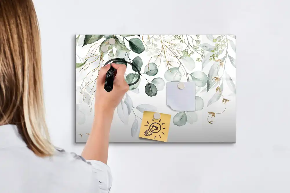 Tableau blanc magnétique effaçable à sec avec pots de plantes suspendus