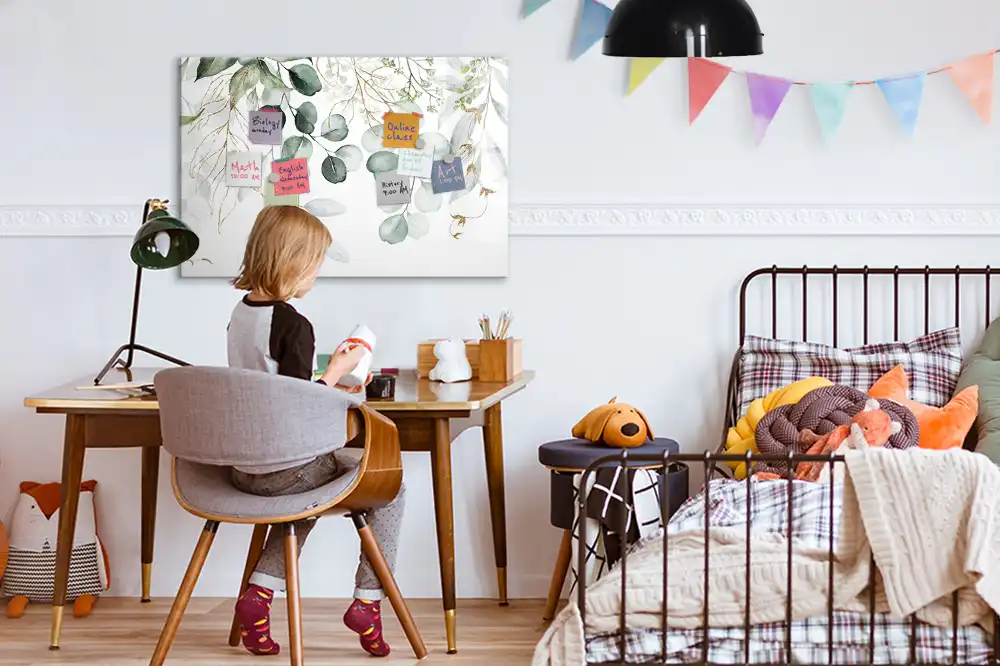 Tableau blanc magnétique effaçable à sec avec pots de plantes suspendus