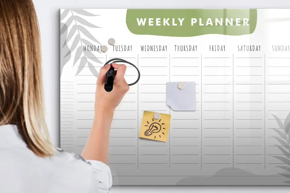 Tableau blanc magnétique effaçable à sec pour le planning hebdomadaire des tâches