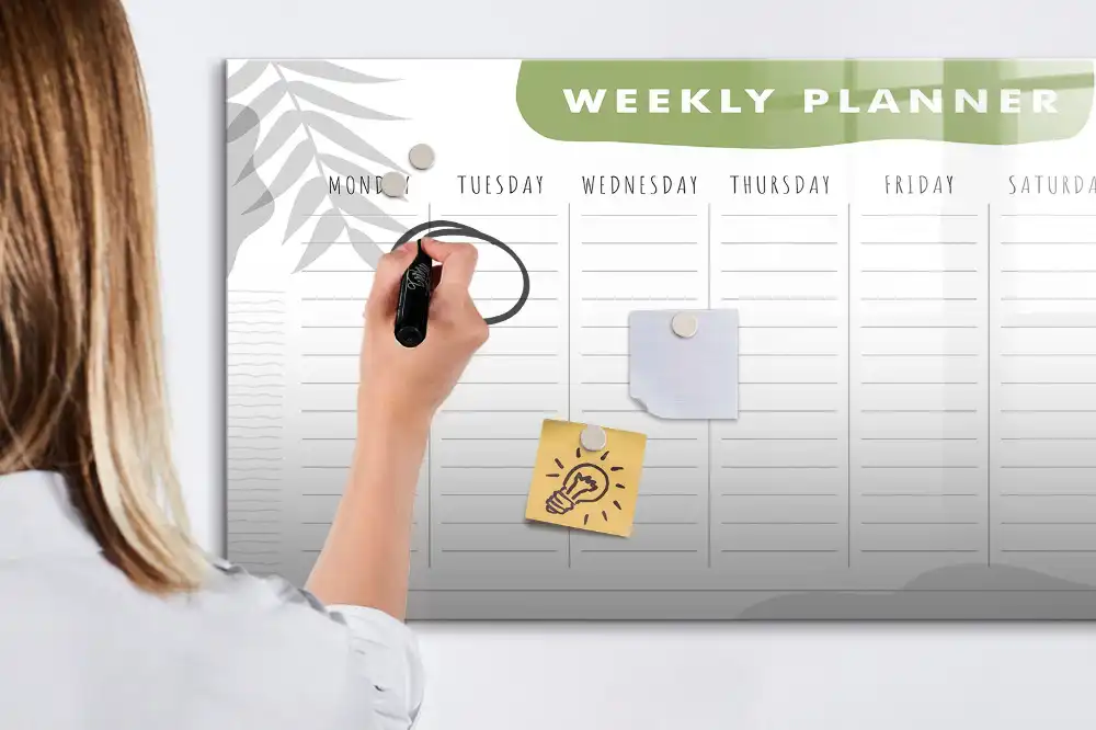 Tableau blanc magnétique effaçable à sec pour le planning hebdomadaire des tâches