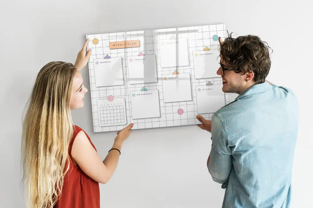 Tableau blanc magnétique effaçable à sec pour plan d'action hebdomadaire