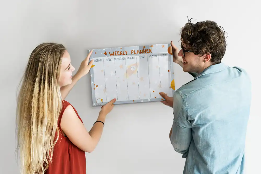 Tableau magnétique hebdomadaire pour organisation des tâches ménagères