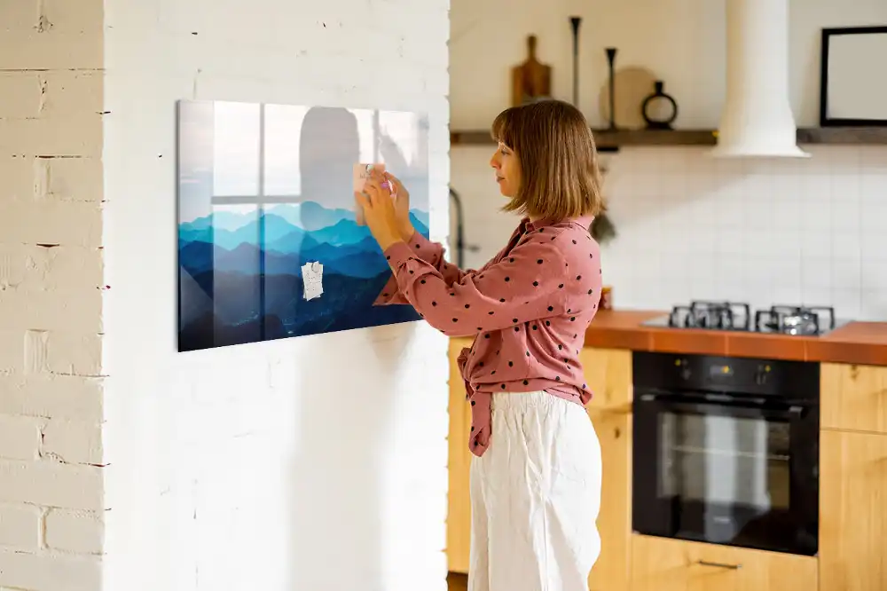 Tableau blanc magnétique effaçable à sec avec motif de montagne à l'aquarelle