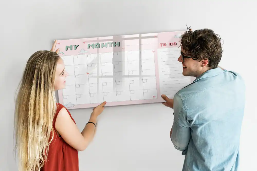 Tableau blanc magnétique effaçable à sec avec calendrier mensuel pour enfants