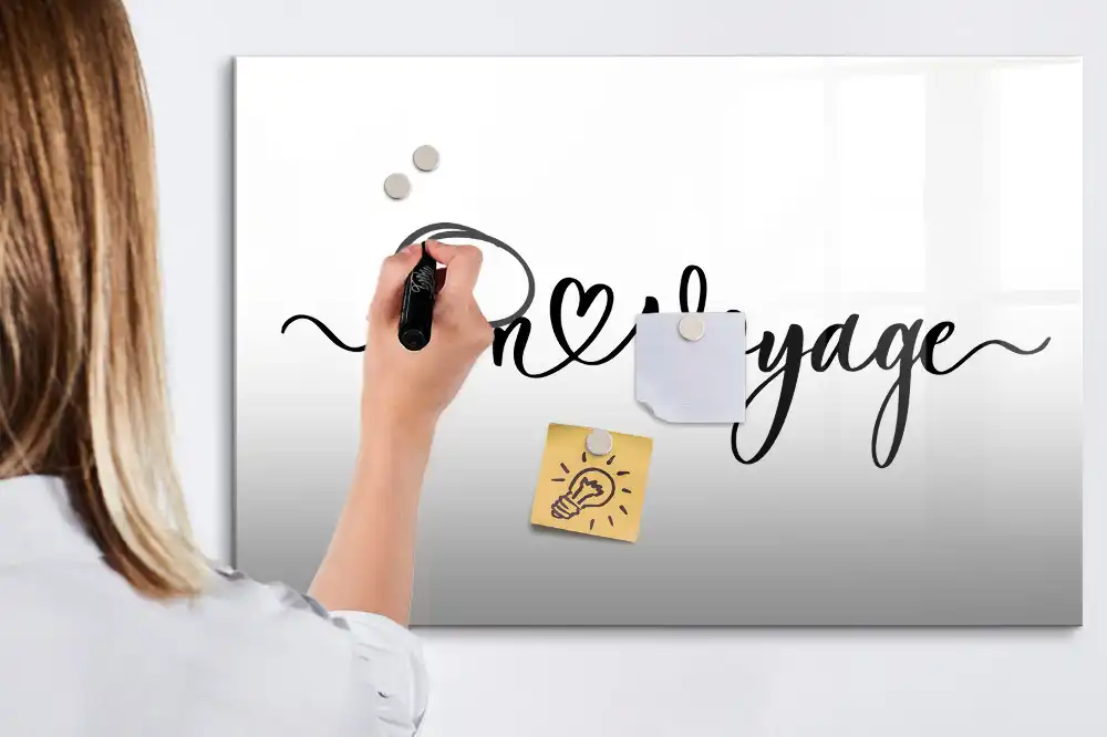 Tableau magnétique pour écriture motif inscription de voyage heureux