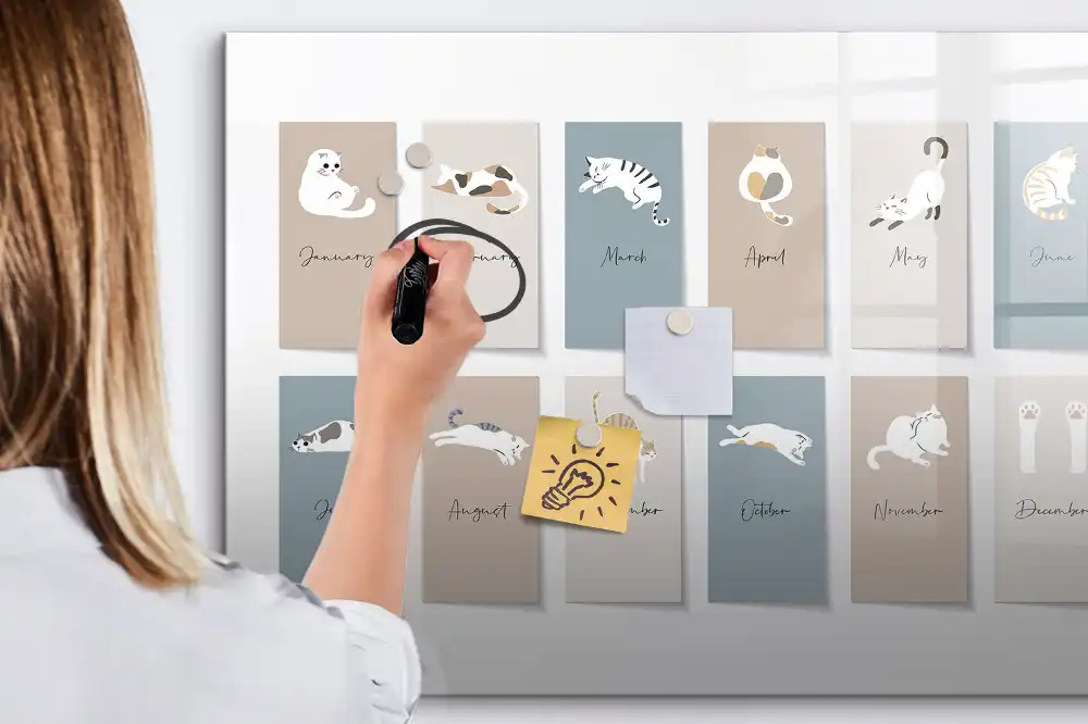 Tableau blanc magnétique avec calendrier motif chat effaçable à sec