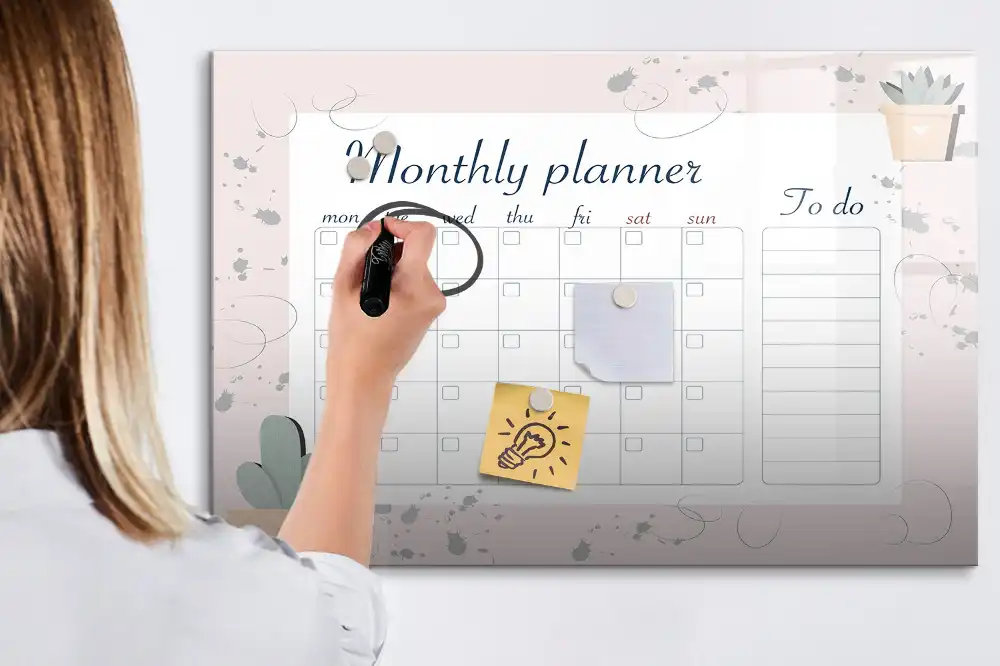 Tableau blanc magnétique effaçable à sec avec calendrier mensuel