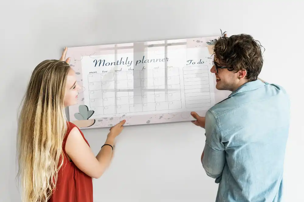 Tableau blanc magnétique effaçable à sec avec calendrier mensuel