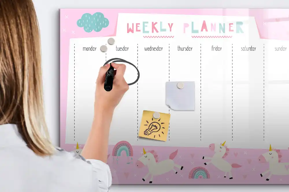 Tableau magnétique calendrier hebdomadaire pour enfants