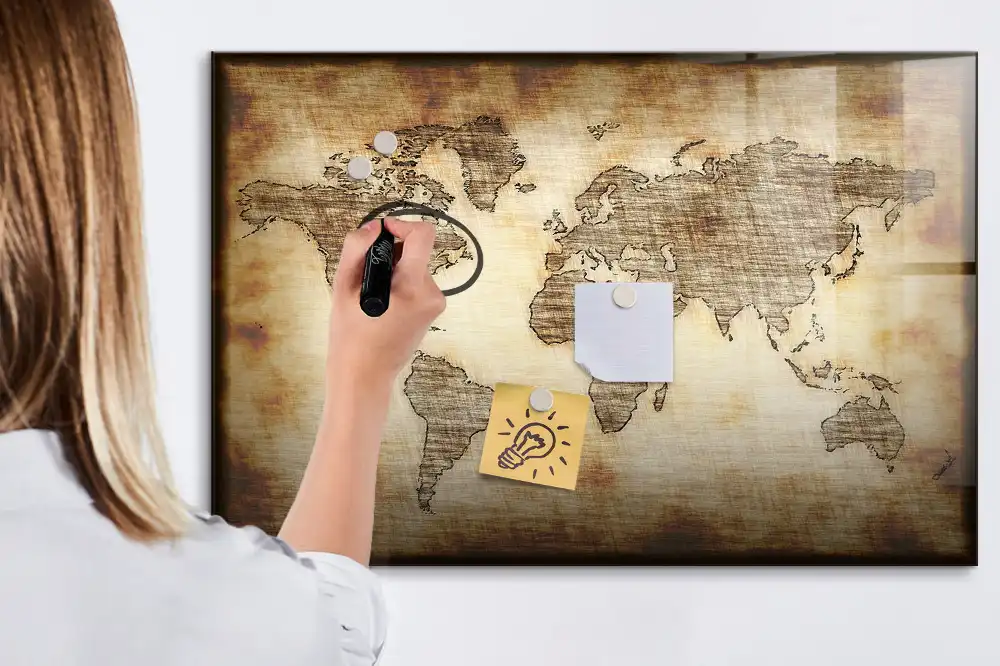 Tableau magnétique pour écriture avec fond de carte du vieux monde