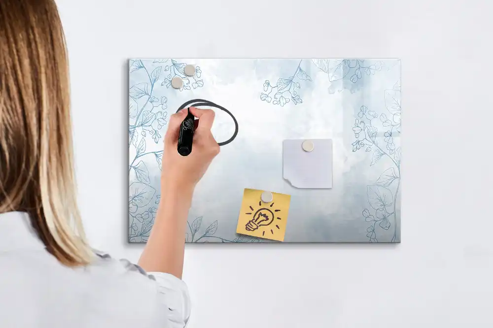 Tableau blanc magnétique effaçable à sec avec motif de plante dessinée au trait