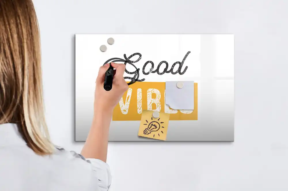 Tableau magnétique pour dessin avec citation inspirante