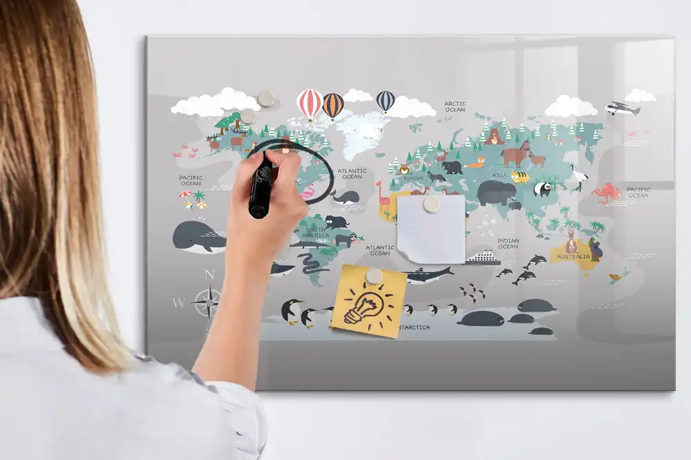 Tableau magnétique pour dessin motif globe animé