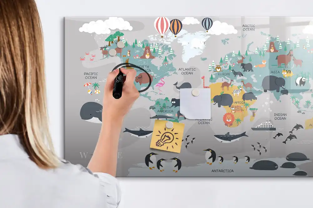 Tableau magnétique pour dessin motif globe animé