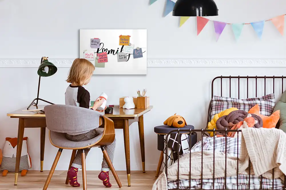Tableau magnétique pour écriture et organisation familiale