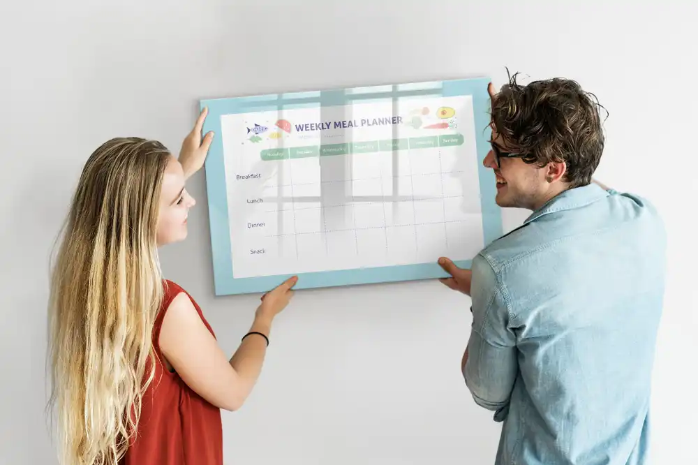 Tableau magnétique pour planification de menus de cuisine