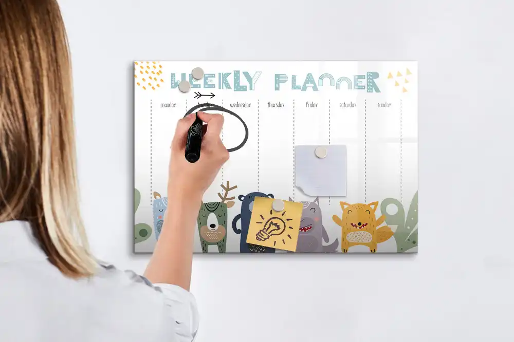 Calendrier hebdomadaire magnétique effaçable à sec pour les tout-petits