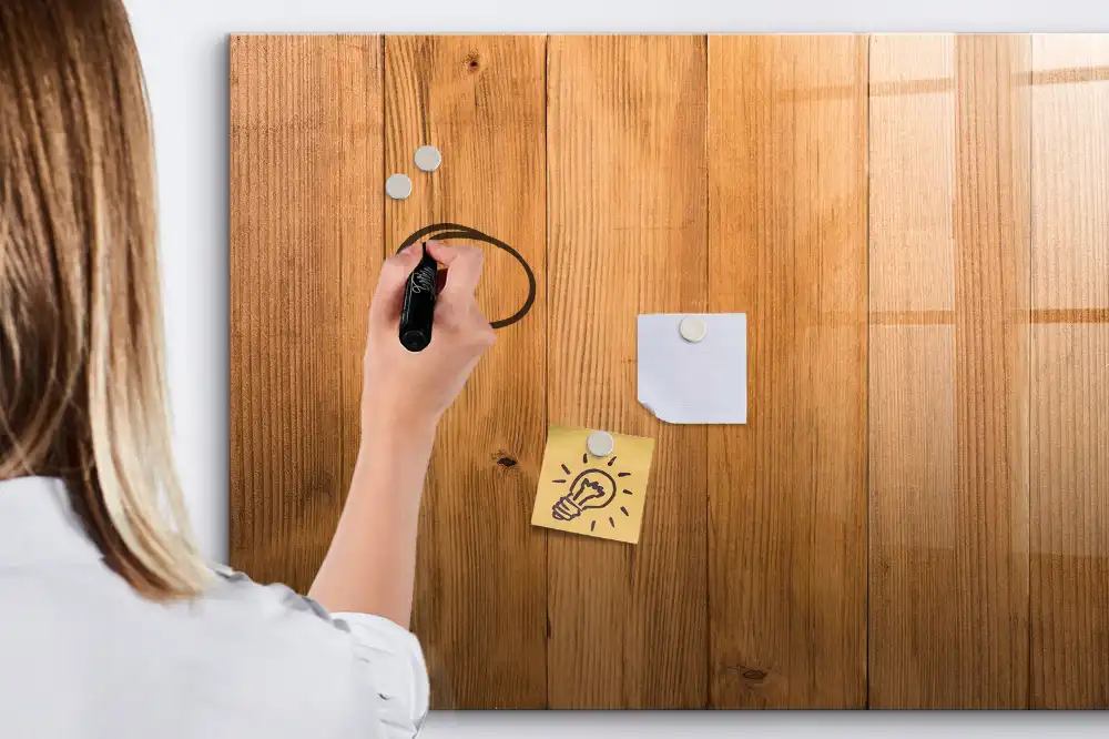 Tableau magnétique à dessiner avec planches en bois