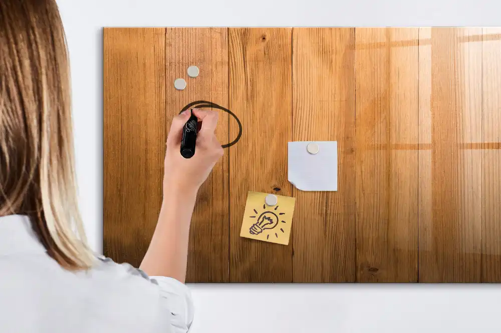 Tableau magnétique à dessiner avec planches en bois