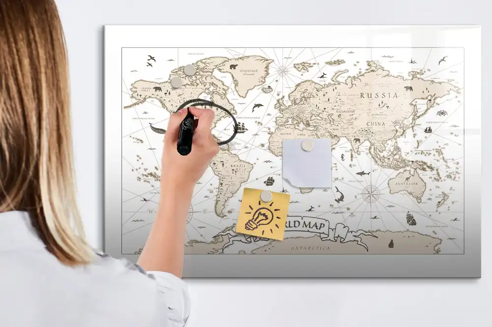 Tableau blanc magnétique effaçable à sec avec carte du monde ancienne