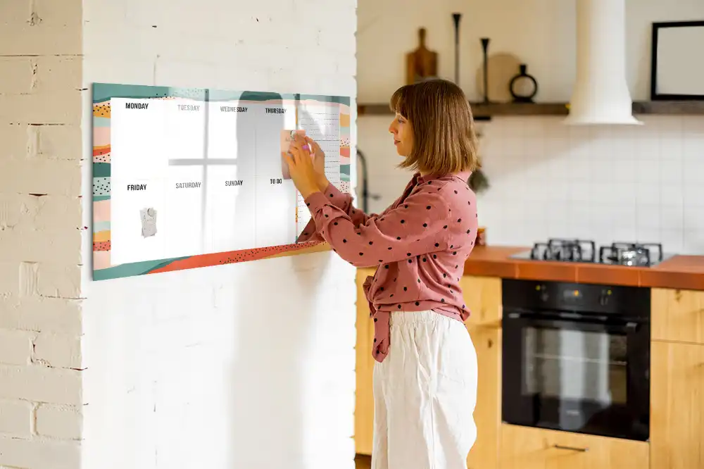 Tableau magnétique agenda hebdomadaire à dessiner