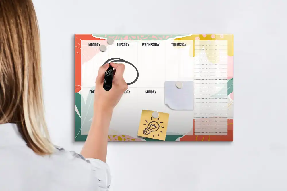 Tableau magnétique hebdomadaire pour calendrier