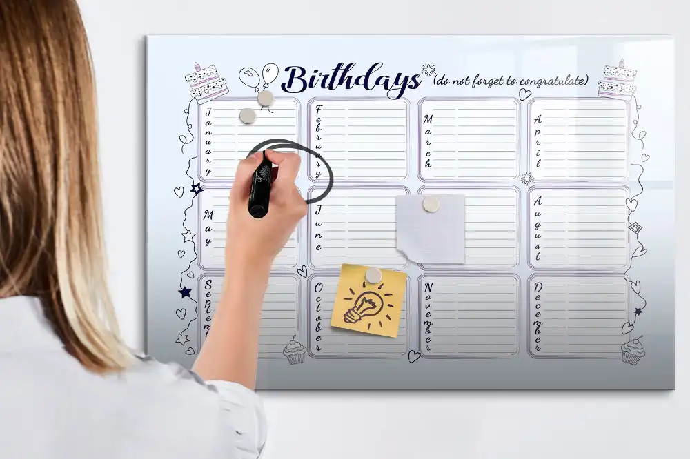 Tableau blanc magnétique effaçable à sec pour rappel d'anniversaire